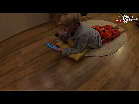 ❤️ 미친 금발 빠는 거대한 거시기 빠는과 그것에 튀는 항문 섹스 ❌ 포르노 ko.pornmega-com.ru에서 ❌❤